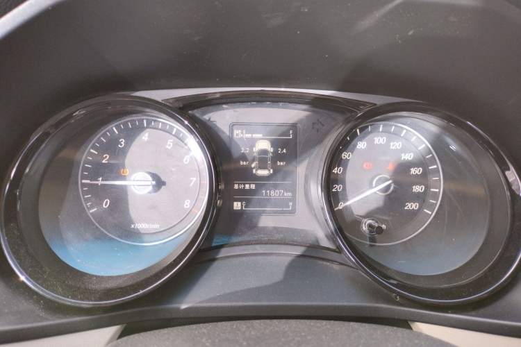Used Wuling Zhengcheng 2021 1.5T Manual Luxury Version Instrument Cluster