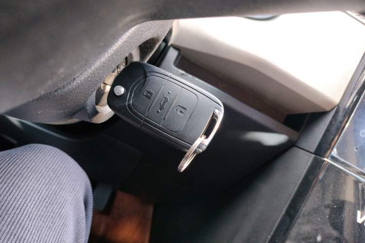 Used Wuling Zhengcheng 2021 1.5T Manual Luxury Version Interior 1