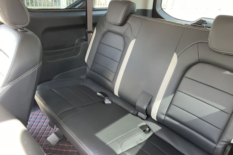 Used Wuling Zhengcheng 2021 1.5T Manual Luxury Version Interior 4