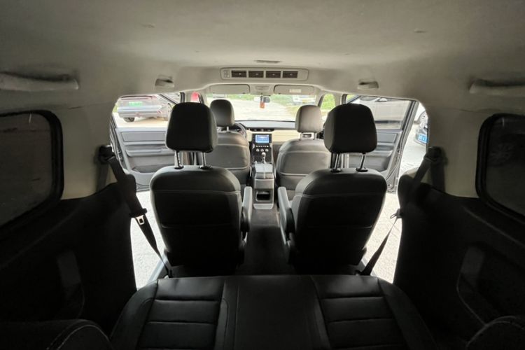 Used Wuling Zhengcheng 2021 1.5T Manual Luxury Version Interior 6