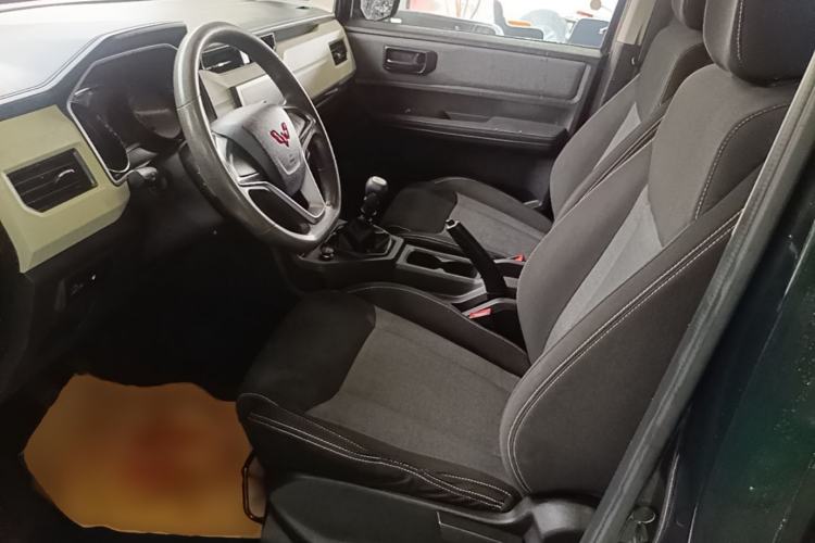 Used Wuling Zhengcheng 2021 1.5T Manual Comfort Version Left Front Seat