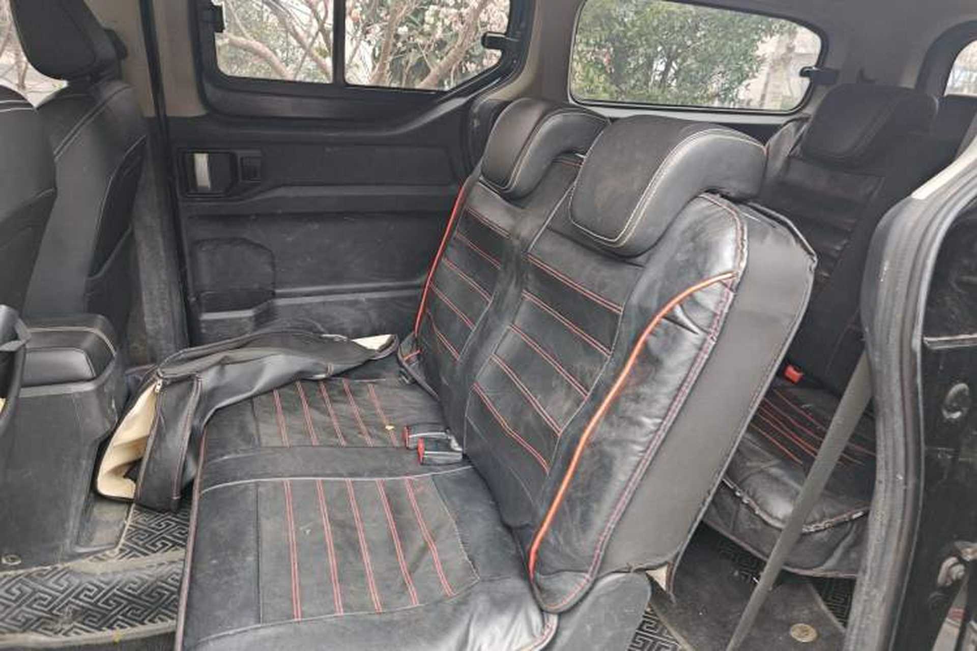 Used Wuling Zhengcheng 2021 1.5T Manual Luxury Version Left Rear Seat