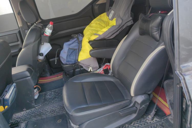 Used Wuling Zhengcheng 2021 1.5T Manual Luxury Version Left Rear Seat