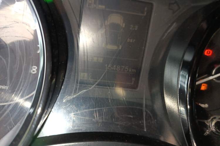 Used Wuling Zhengcheng 2021 1.5T Manual Luxury Version Odometer Close Up