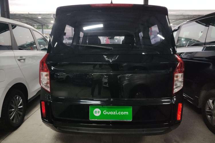 Used Wuling Zhengcheng 2021 1.5T Manual Luxury Version Rear