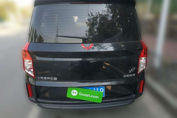 Used Wuling Zhengcheng 2021 1.5T Manual Luxury Version Rear