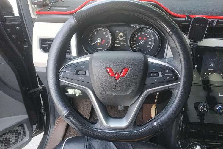 Used Wuling Zhengcheng 2021 1.5T Manual Luxury Version Steering Wheel