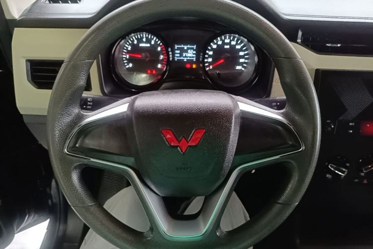 Used Wuling Zhengcheng 2021 1.5T Manual Comfort Version Steering Wheel