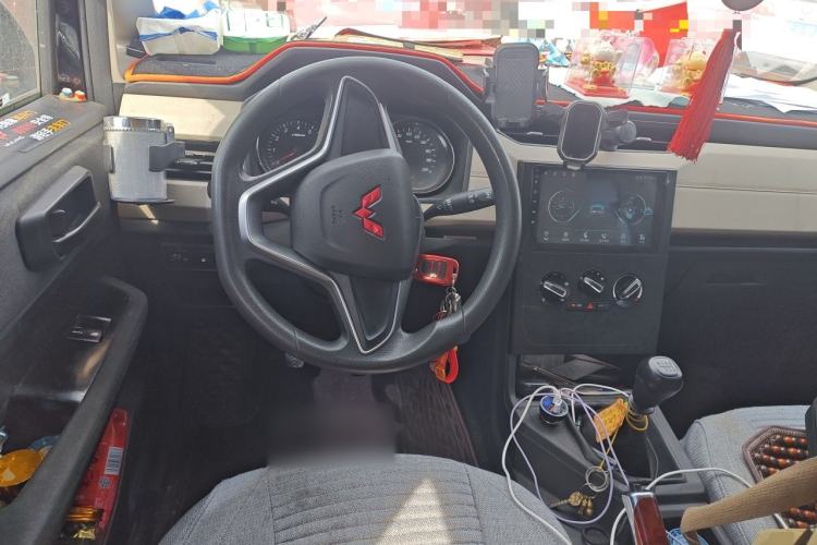Used Wuling Zhengcheng 2021 1.5T Manual Comfort Version Steering Wheel