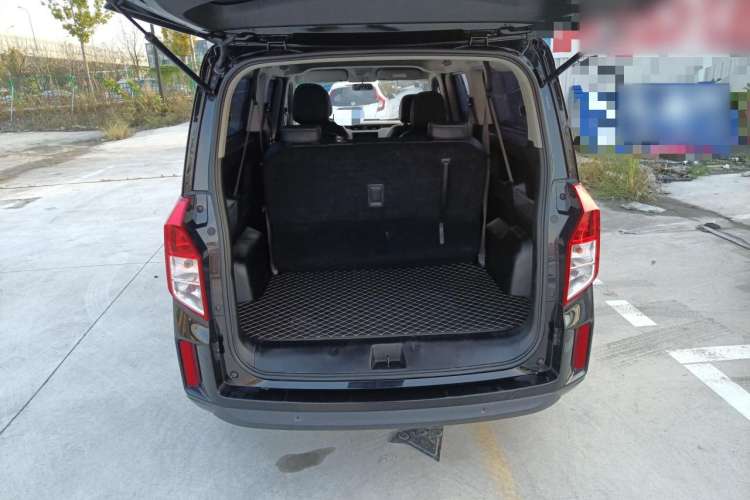 Used Wuling Zhengcheng 2021 1.5T Manual Luxury Version Trunk