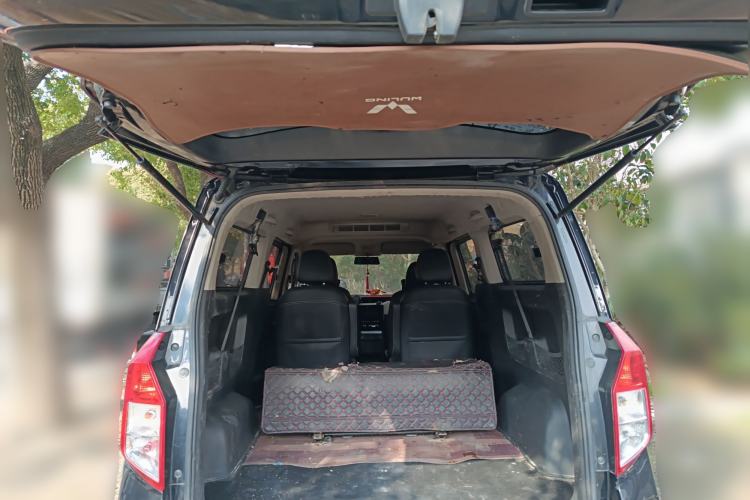 Used Wuling Zhengcheng 2021 1.5T Manual Luxury Version Trunk