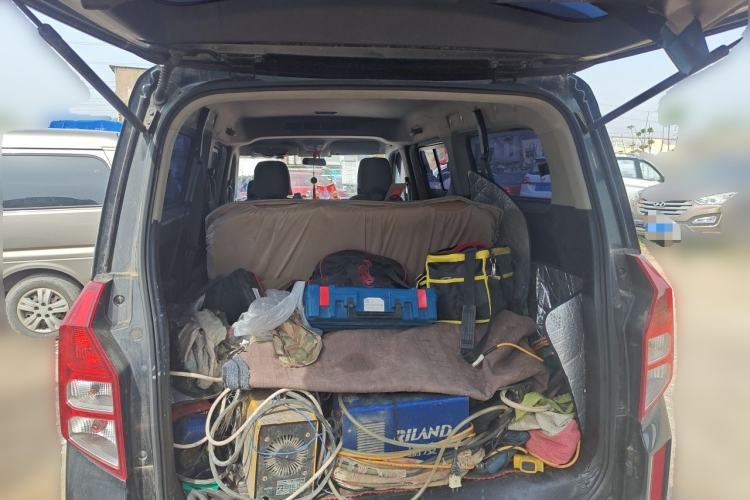 Used Wuling Zhengcheng 2021 1.5T Manual Comfort Version Trunk
