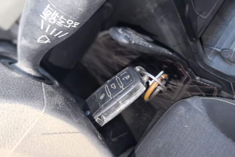 Used Wuling Zhengcheng 2021 1.5T Manual Comfort Version Vehicle Key