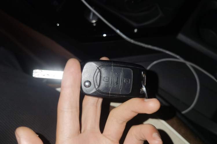 Used Wuling Zhengcheng 2021 1.5T Manual Luxury Version Vehicle Key