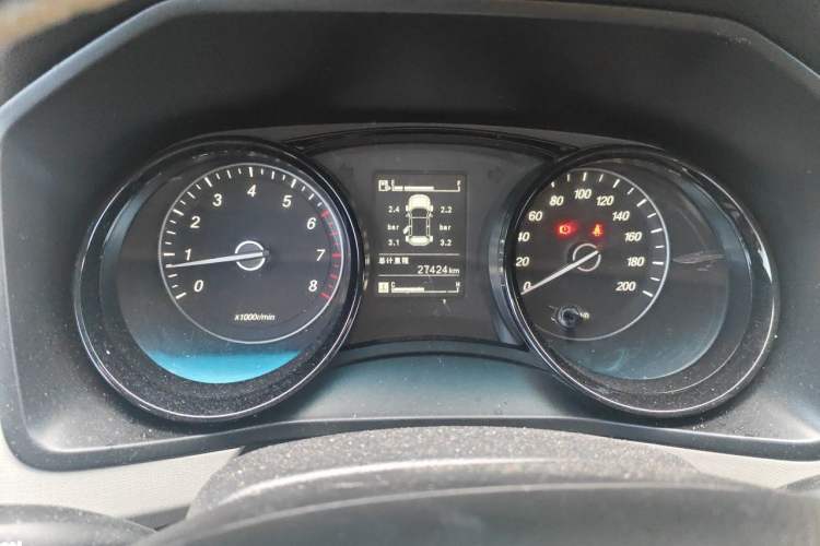 Used Wuling Zhengcheng 2021 1.5T Manual Luxury Version Instrument Cluster