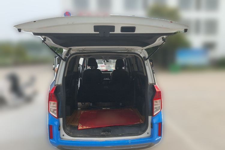 Used Wuling Zhengcheng 2021 1.5T Manual Luxury Version Trunk