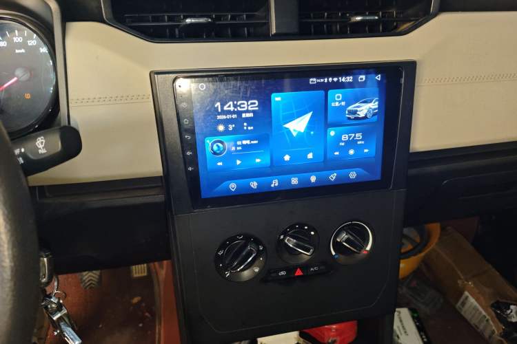 Used Wuling Zhengcheng 2021 1.5T Manual Comfort Version Audio And AC Panel