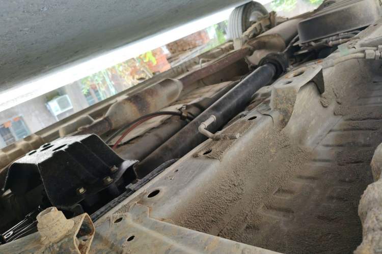Used Wuling Zhengcheng 2021 1.5T Manual Luxury Version Chassis Front Right