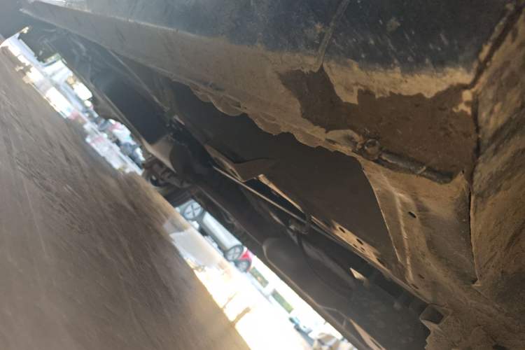 Used Wuling Zhengcheng 2021 1.5T Manual Comfort Version Chassis Front Right
