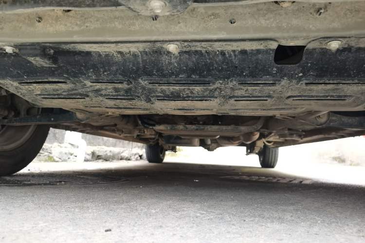 Used Wuling Zhengcheng 2021 1.5T Manual Luxury Version Chassis Front