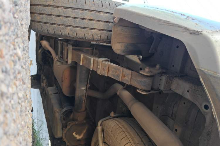 Used Wuling Zhengcheng 2021 1.5T Manual Comfort Version Chassis Rear Left