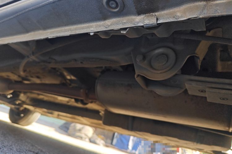 Used Wuling Zhengcheng 2021 1.5T Manual Comfort Version Chassis Rear Left