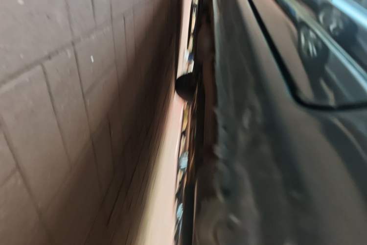 Used Wuling Zhengcheng 2021 1.5T Manual Comfort Version Chassis Rear Left