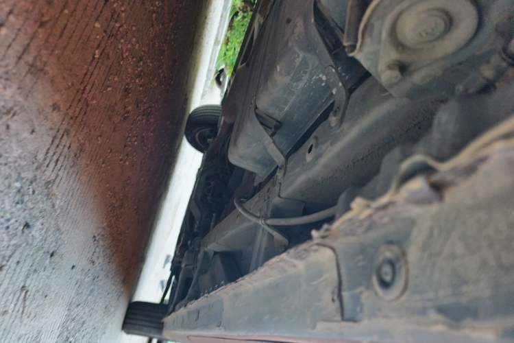 Used Wuling Zhengcheng 2021 1.5T Manual Luxury Version Chassis Rear Right