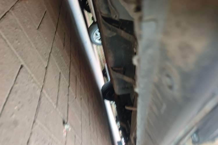 Used Wuling Zhengcheng 2021 1.5T Manual Comfort Version Chassis Rear Right