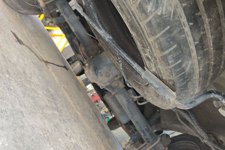 Used Wuling Zhengcheng 2021 1.5T Manual Comfort Version Chassis Rear