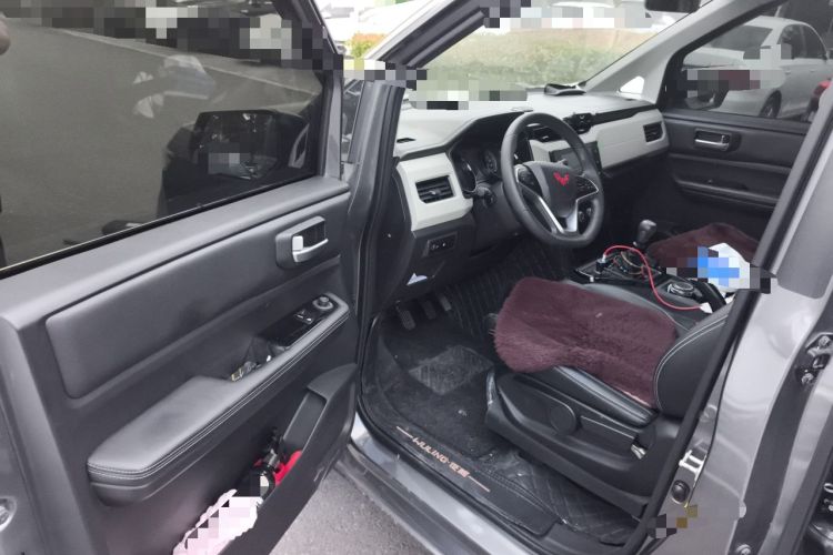 Used Wuling Zhengcheng 2021 1.5T Manual Luxury Version Driver Seat