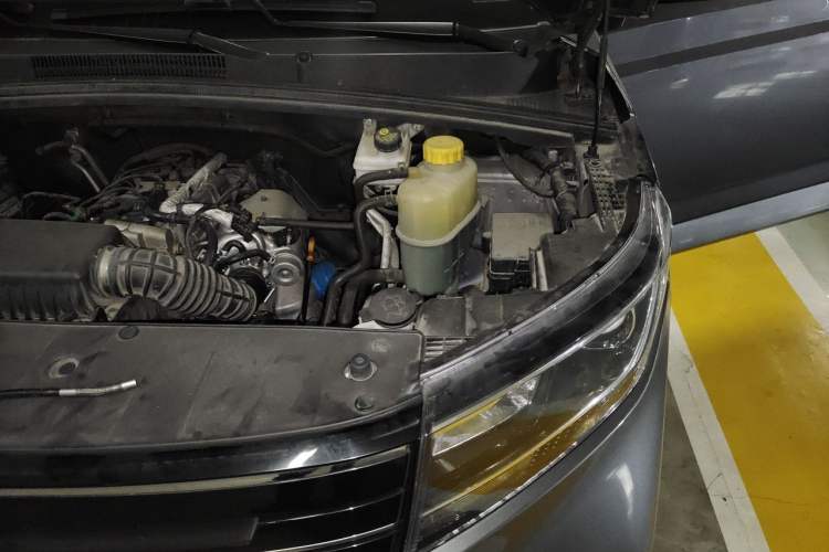 Used Wuling Zhengcheng 2021 1.5T Manual Luxury Version Engine Bay Left