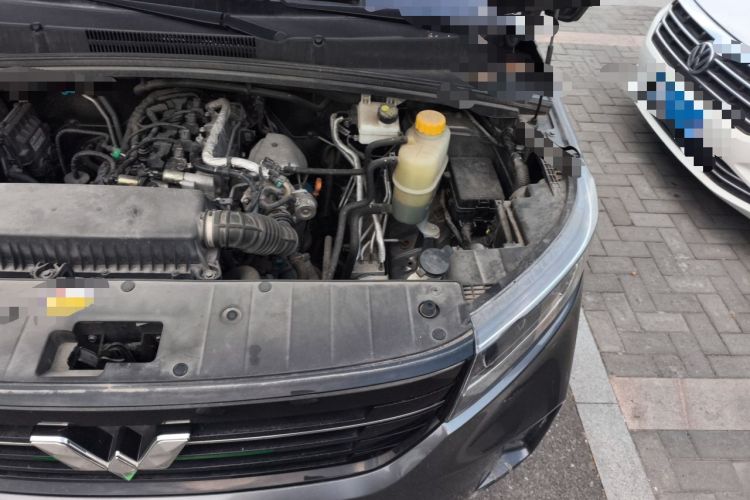 Used Wuling Zhengcheng 2021 1.5T Manual Luxury Version Engine Bay Left