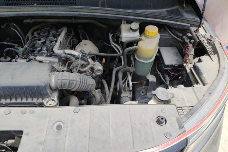 Used Wuling Zhengcheng 2021 1.5T Manual Luxury Version Engine Bay Left