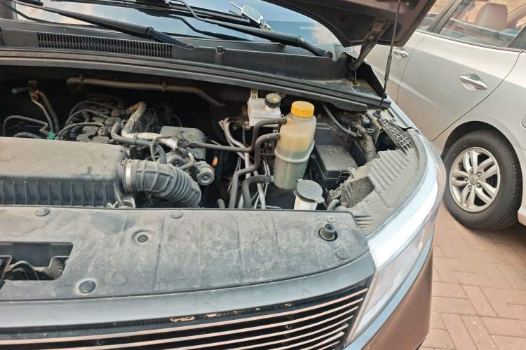 Used Wuling Zhengcheng 2021 1.5T Manual Comfort Version Engine Bay Left