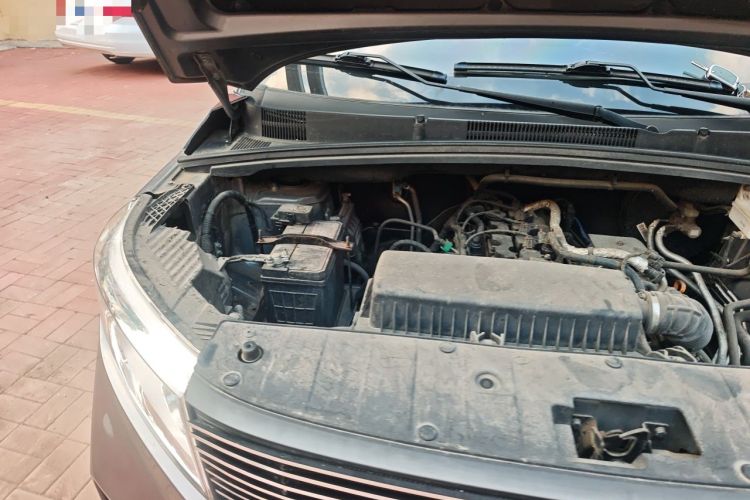 Used Wuling Zhengcheng 2021 1.5T Manual Comfort Version Engine Bay Right