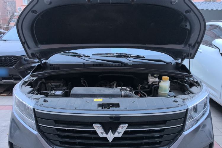 Used Wuling Zhengcheng 2021 1.5T Manual Luxury Version Engine Bay