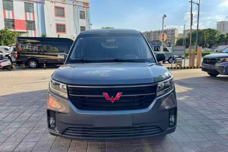 Used Wuling Zhengcheng 2021 1.5T Manual Luxury Version Exterior 1