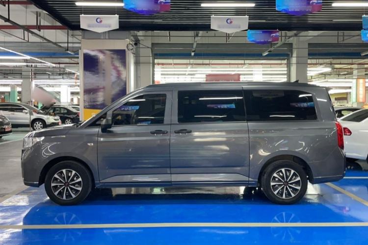 Used Wuling Zhengcheng 2021 1.5T Manual Comfort Version Exterior 4