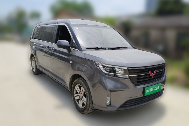 Used Wuling Zhengcheng 2021 1.5T Manual Luxury Version Front Right 45 Deg