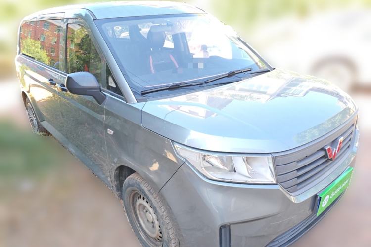 Used Wuling Zhengcheng 2021 1.5T Manual Comfort Version Front Right 45 Deg