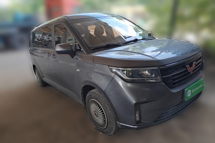 Used Wuling Zhengcheng 2021 1.5T Manual Luxury Version Front Right 45 Deg