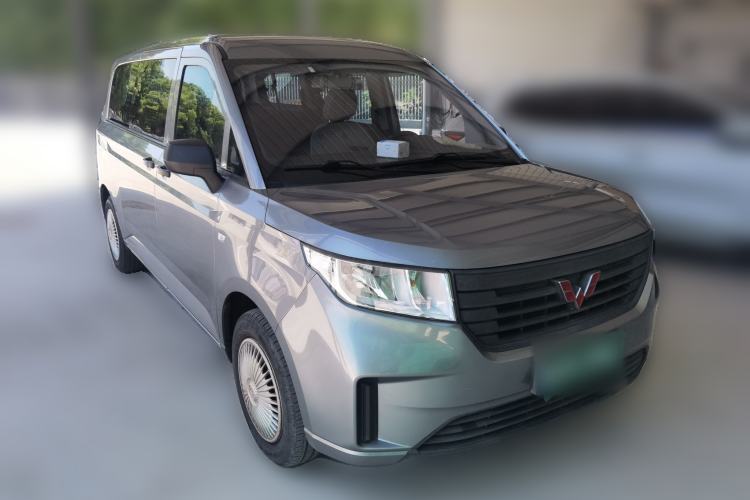 Used Wuling Zhengcheng 2021 1.5T Manual Comfort Version Front Right 45 Deg