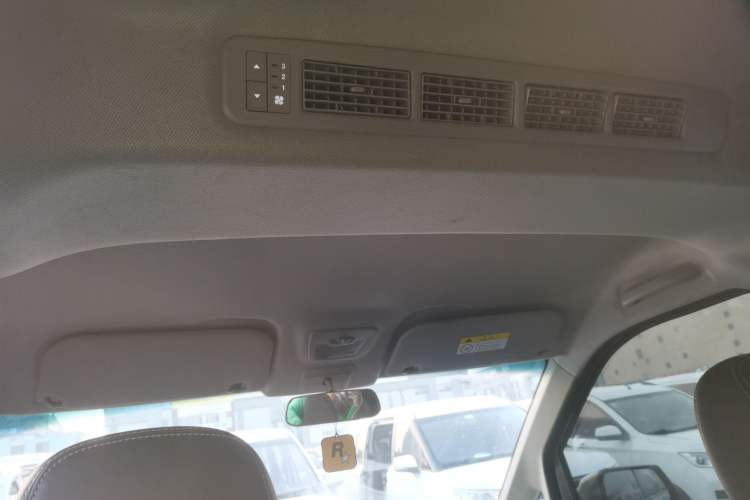Used Wuling Zhengcheng 2021 1.5T Manual Luxury Version Headliner