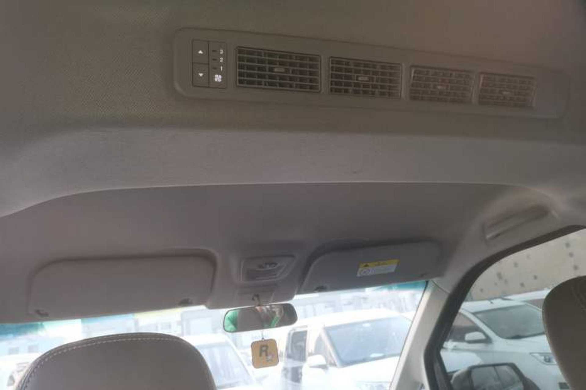 Used Wuling Zhengcheng 2021 1.5T Manual Luxury Version Headliner