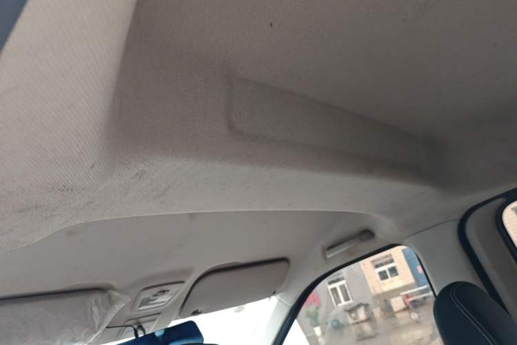 Used Wuling Zhengcheng 2021 1.5T Manual Comfort Version Headliner