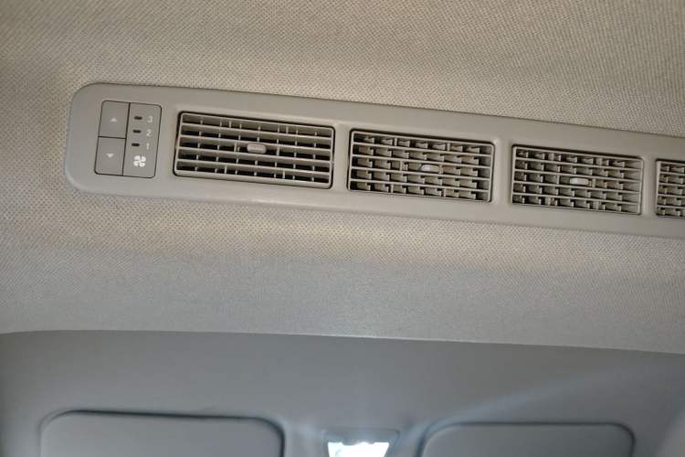 Used Wuling Zhengcheng 2021 1.5T Manual Comfort Version Headliner