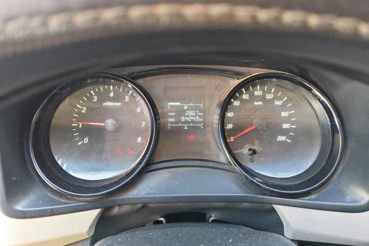 Used Wuling Zhengcheng 2021 1.5T Manual Comfort Version Instrument Cluster