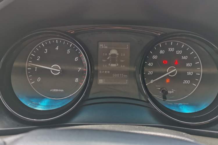 Used Wuling Zhengcheng 2021 1.5T Manual Luxury Version Instrument Cluster