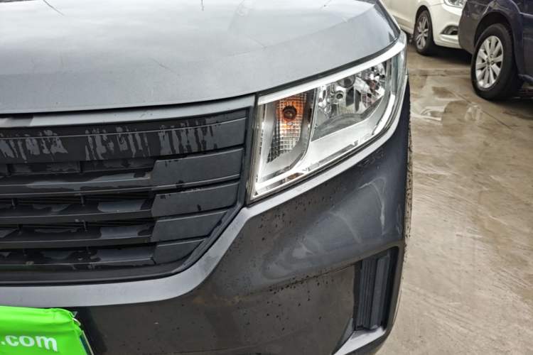 Used Wuling Zhengcheng 2021 1.5T Manual Comfort Version Left Front Headlight